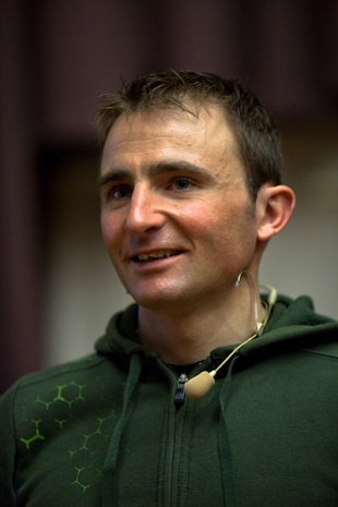 Ueli Steck Killed in Climbing Fall